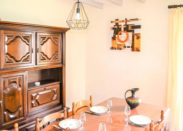 2 Bedroom Amazing In Langon (Gironde)